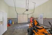 Nice over dozed garage