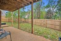 Lot extends further back behind the privacy fence