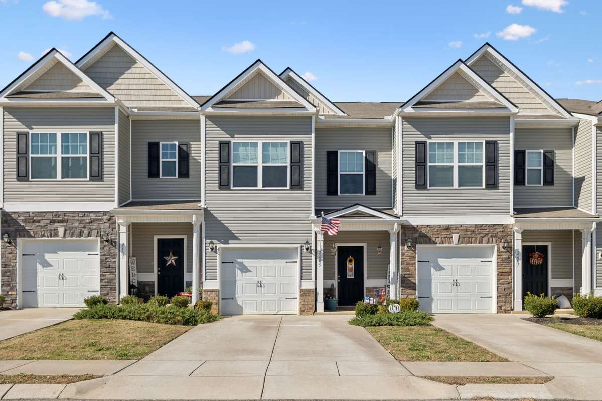 Welcome Home!  2605 Sherman Way Columbia TN 38401