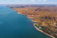 INCREDIBLE VIEWS of Kentucky Lake!  You will never want to leave home!