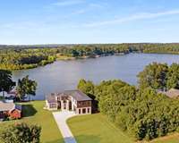 Birds-eye views of the waterway just outside your back door and the quaint Waterside neighborhood in Estill Springs section of Tim's Ford Lake