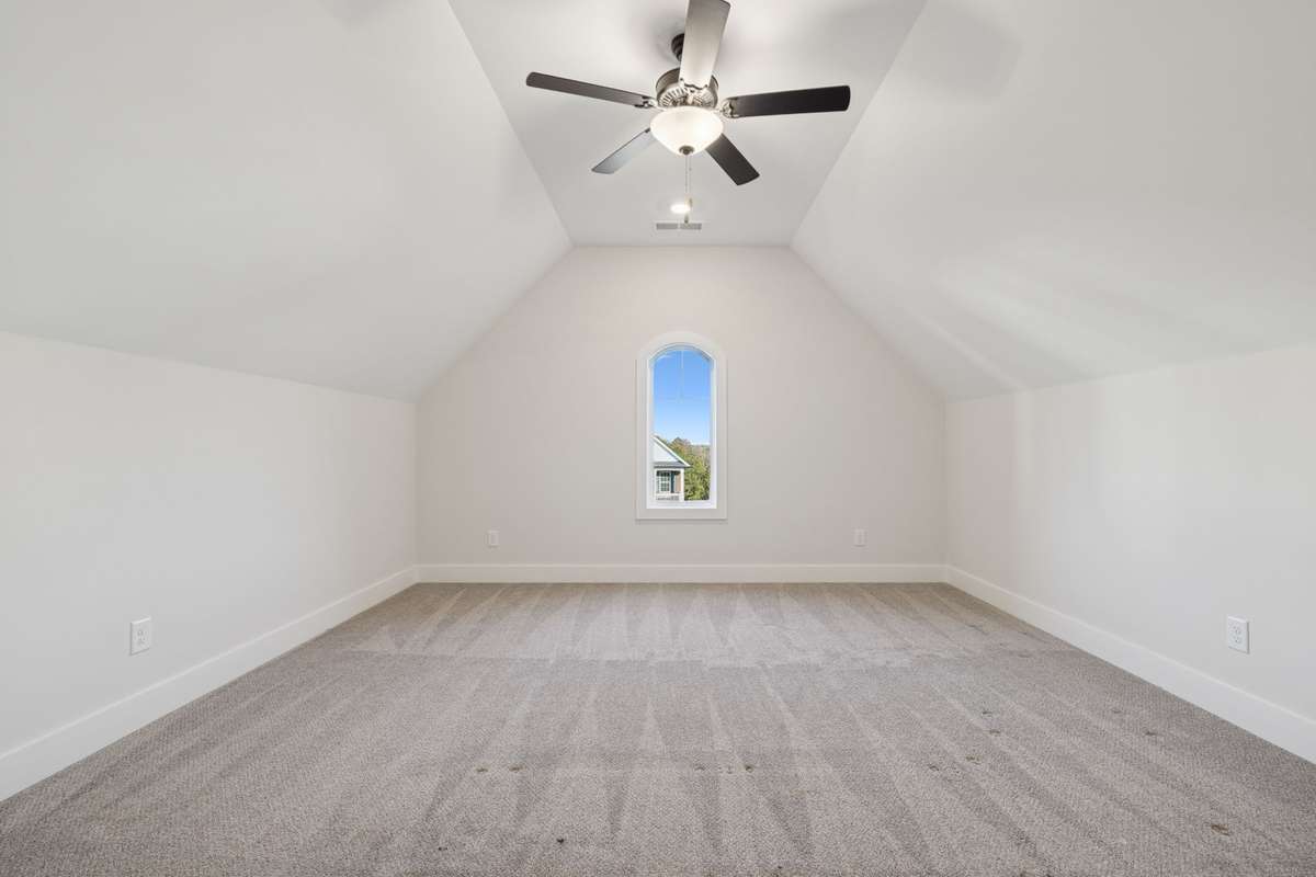 Upstairs Bonus Room