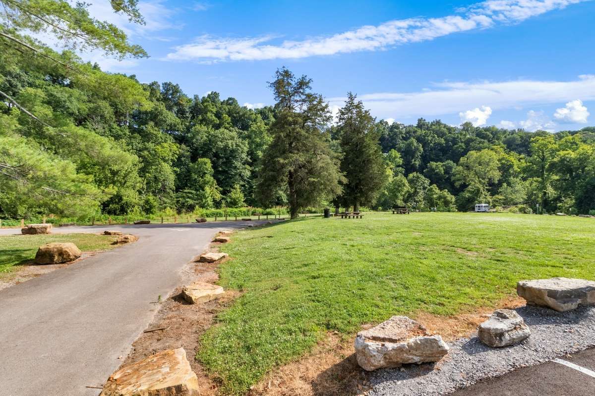 Entrance to Billy Dunlop Park. Enjoy walking, fishing, picnic pavilion, canoeing/kayaking, playground, etc.