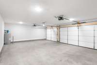 Photo example colors and materials may vary.