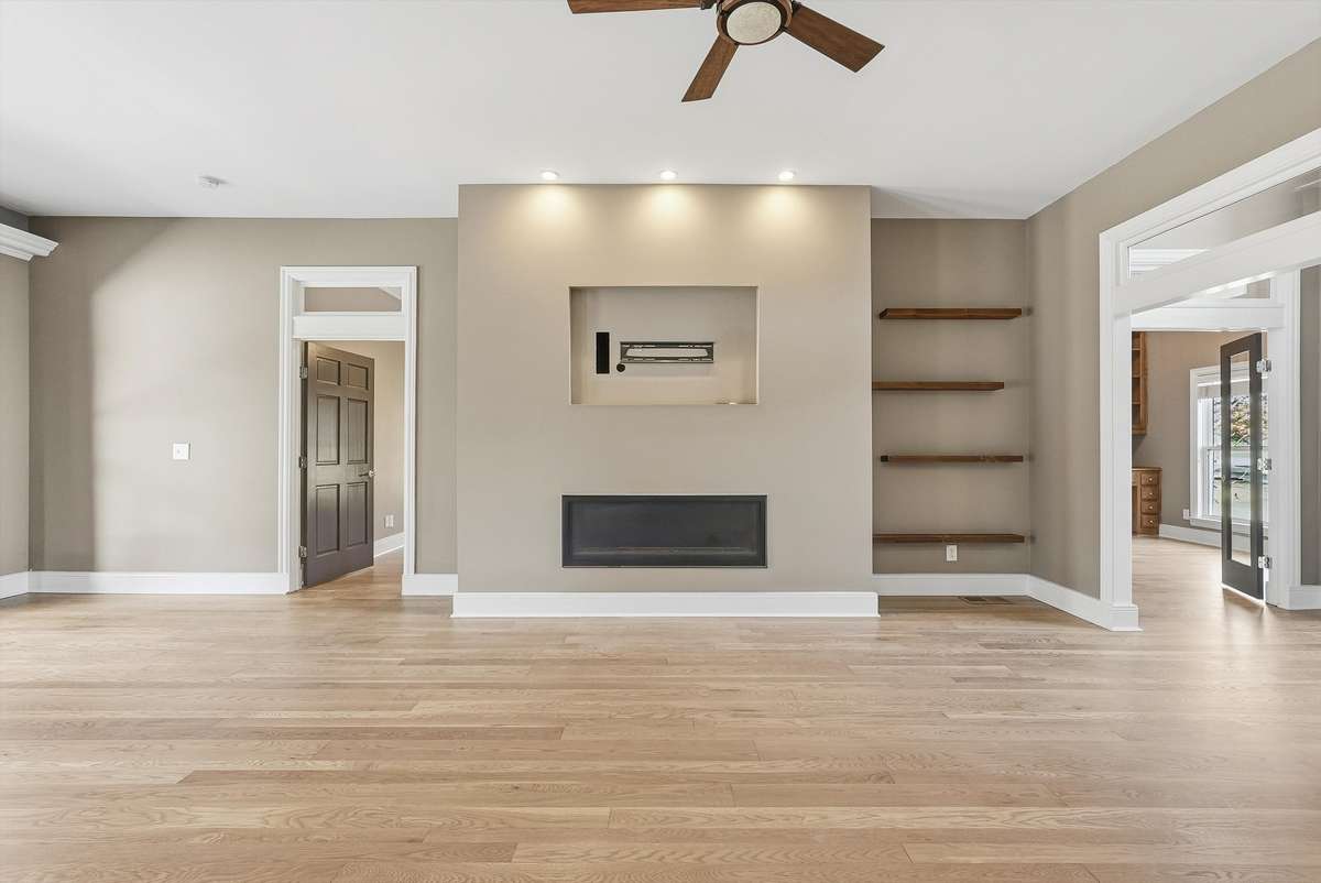 Living/Kitchen/Dining | Open Floorplan | Fireplace