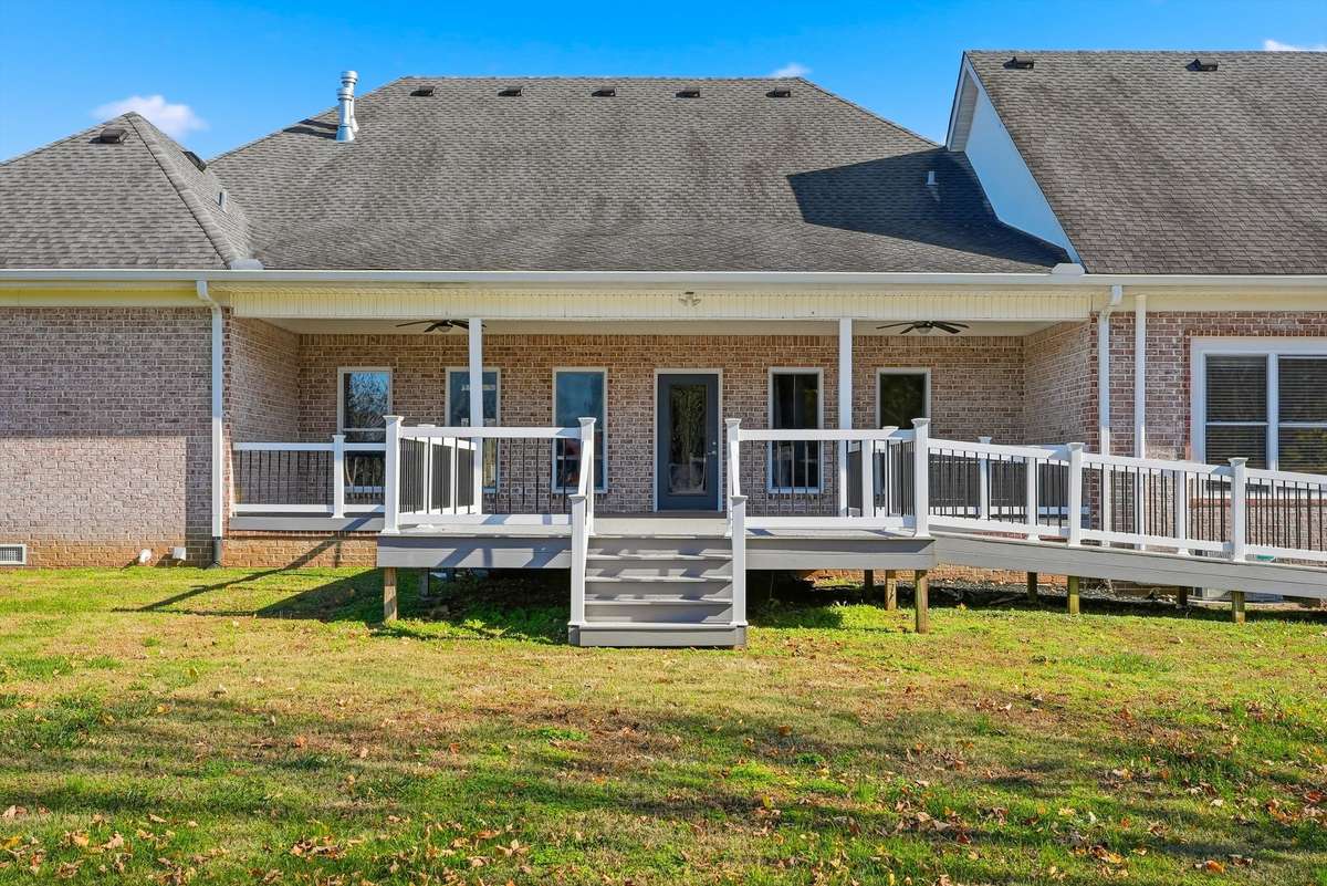 Covered Porch | Wheelchair Accessable