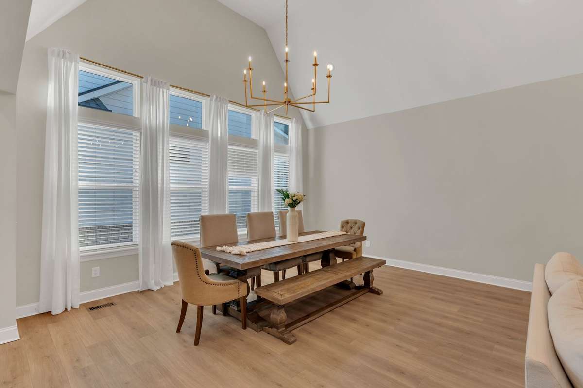 Dining Area 2