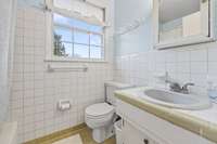 Full bath with tub/shower combo