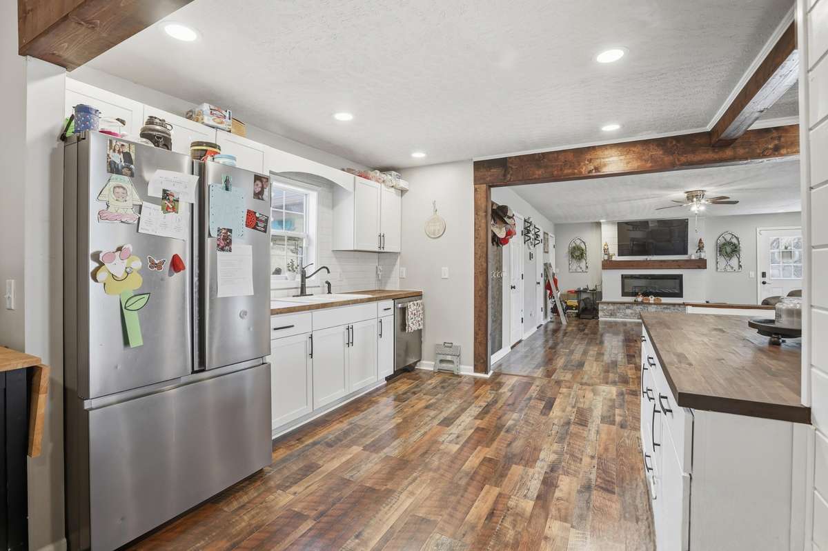 Spacious kitchen.