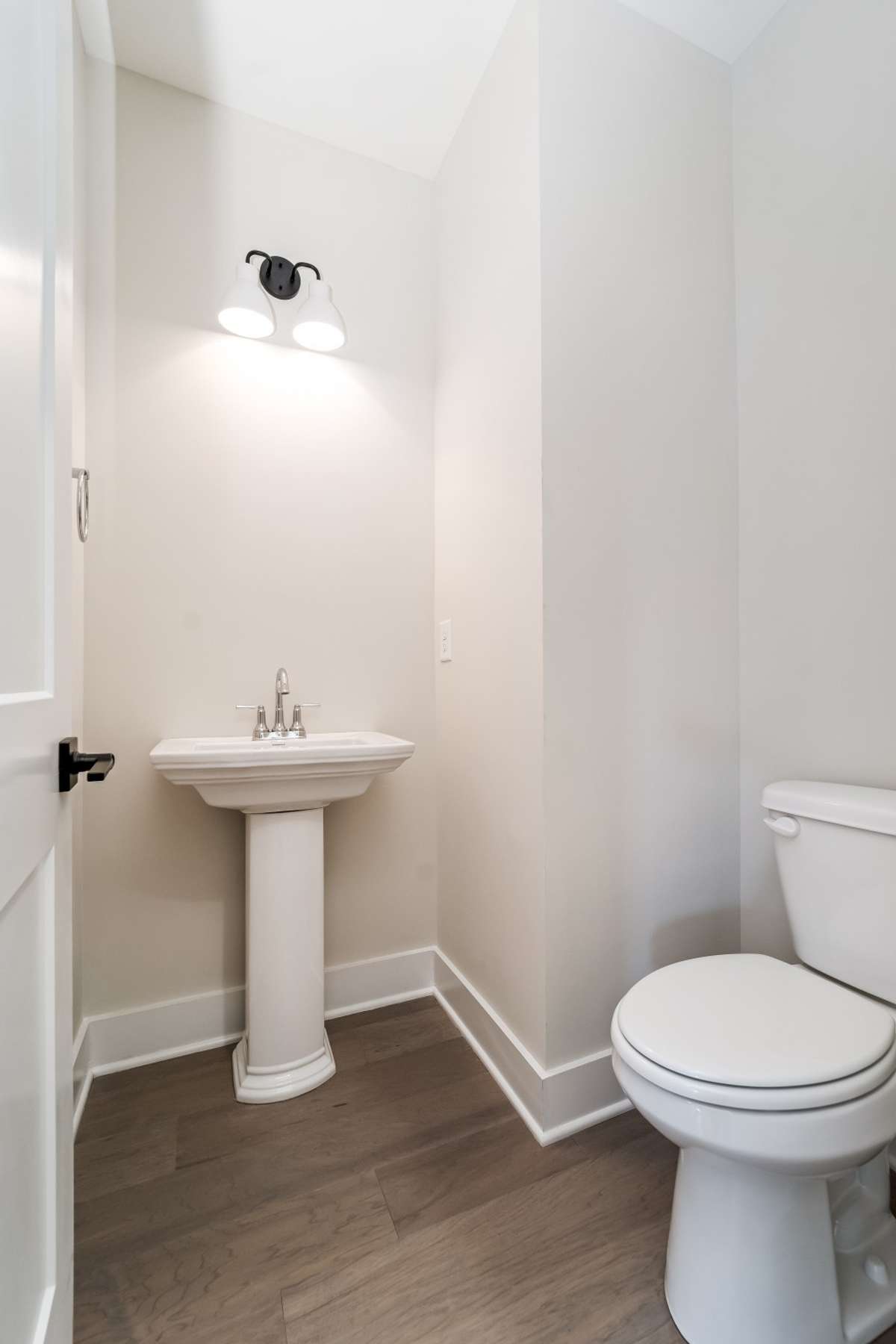 Photos shown other Arrington plans within the community for example purposes only. Plans, finishes and upgrades are custom, please ask on site agent for lot 111 specific plan, elevation and specs