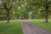 SUPER HOT LOCATION!!!
Just Outside Nashville (Approx. 45 Minutes)