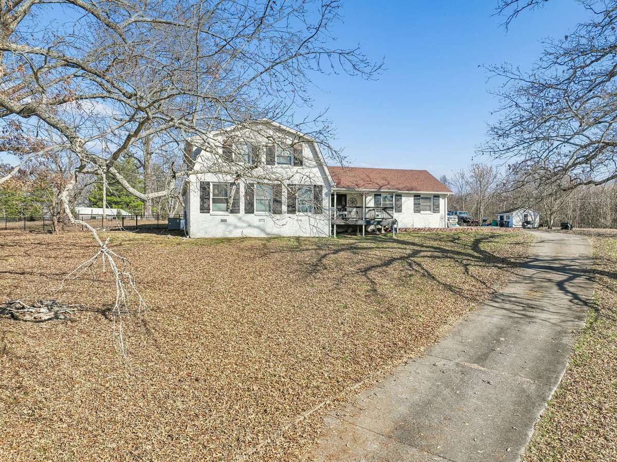 Welcome home to 1733 Belotes Ferry Rd.