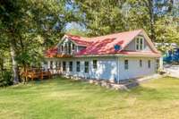 EXTENSIVE Outdoor Entertainment Area
This Home is Perfect for Hosting Parties + Barbecues
Enjoy the River View + Watch the Boats