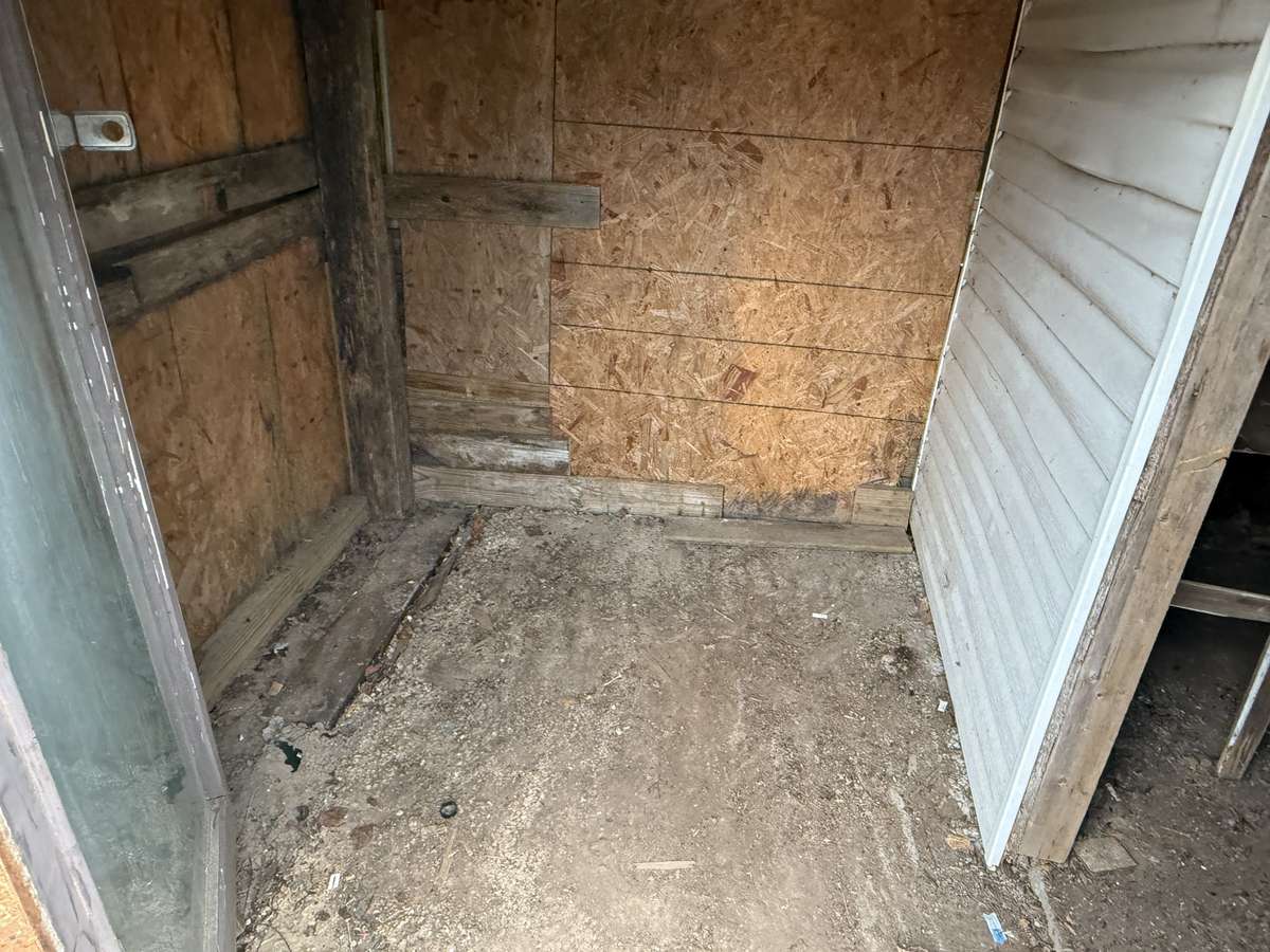 shed