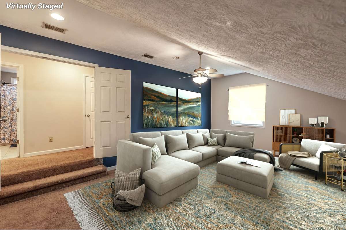 Virtually Staged 
Bonus room is spacious with many possibilities!