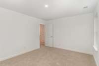 PHOTOS OF SAME FLOORPLAN - NOT ACUTAL HOME