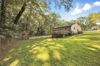 Fenced-in side/back yard