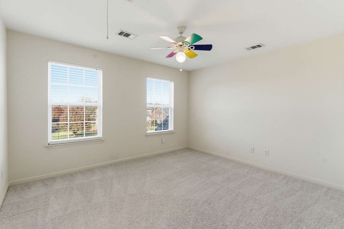 BEDROOM #4