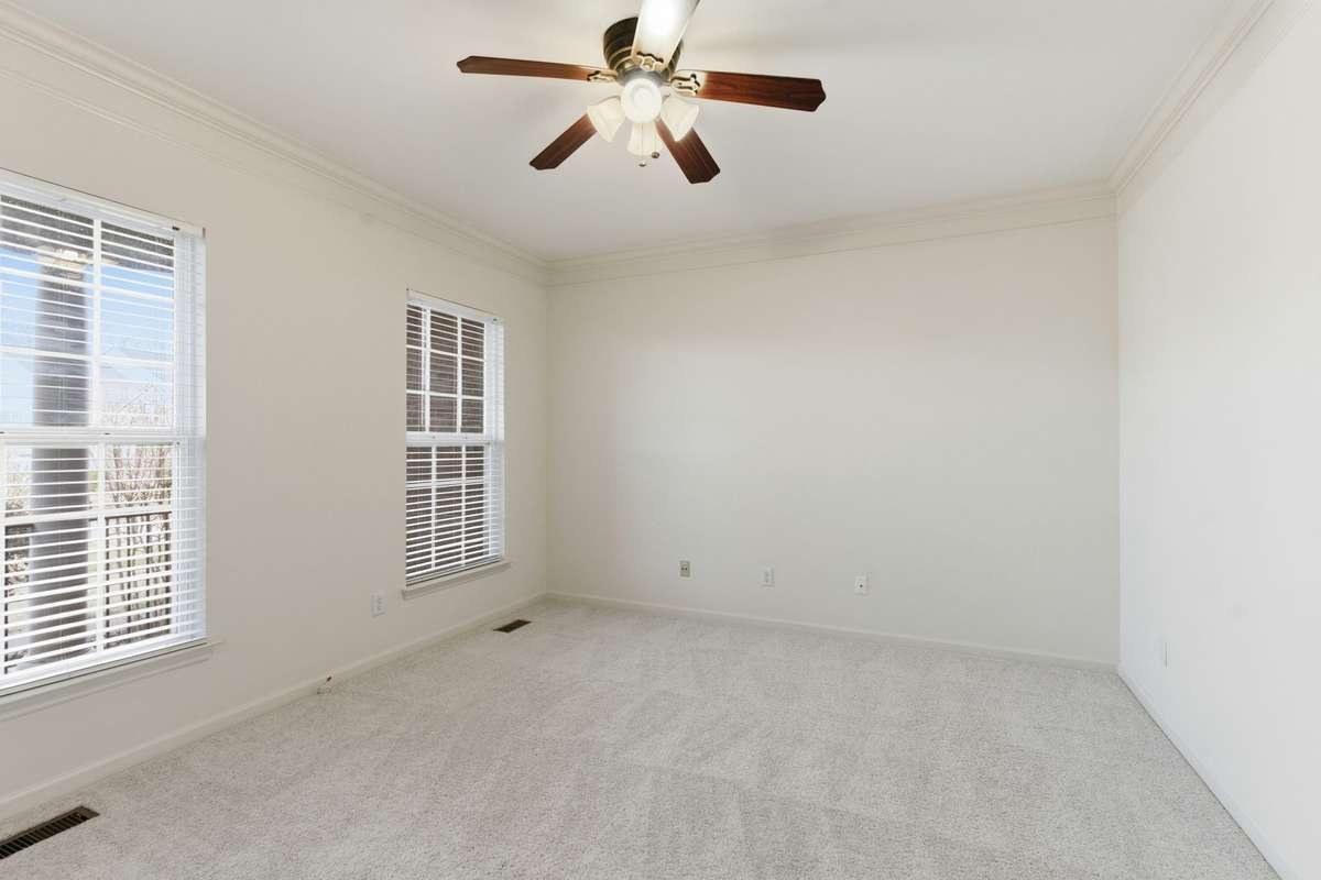 OFFICE (OFF FOYER)