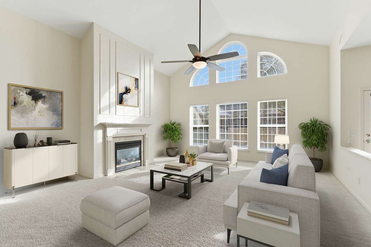 **VIRTUALLY STAGED LIVINGROOM**