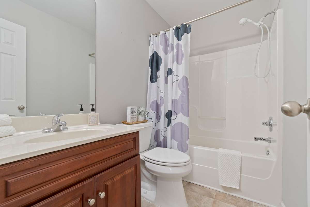 Bedroom 2 & 3: Full Bath in Hallway