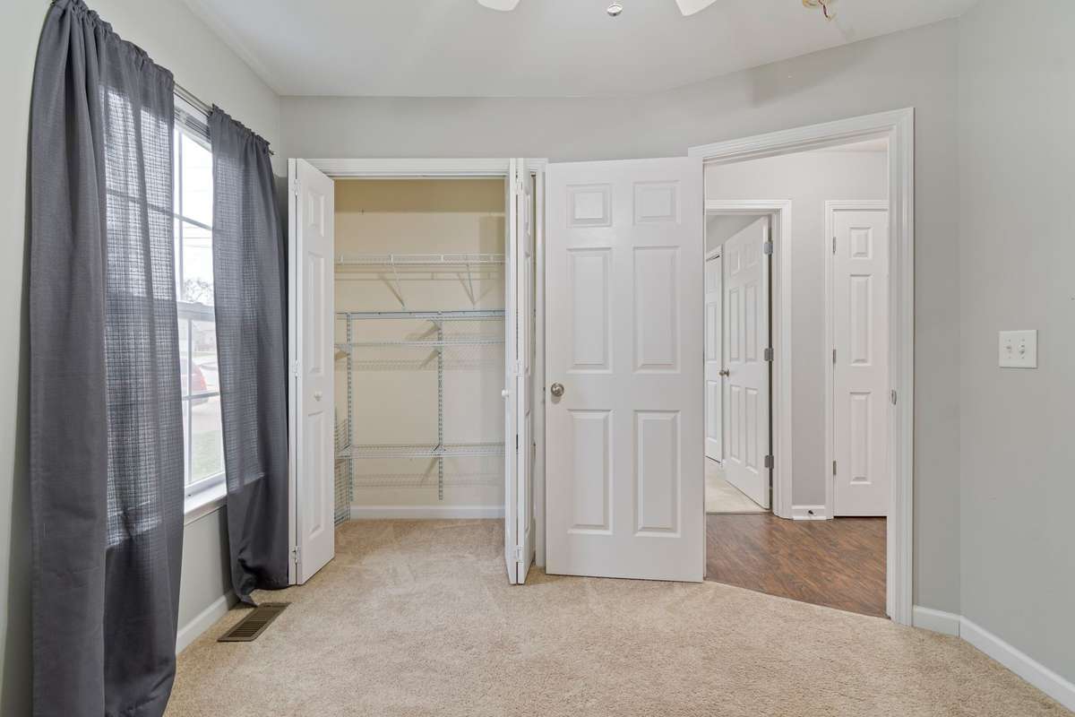 Bedroom 2 & 3: Full Bath in Hallway