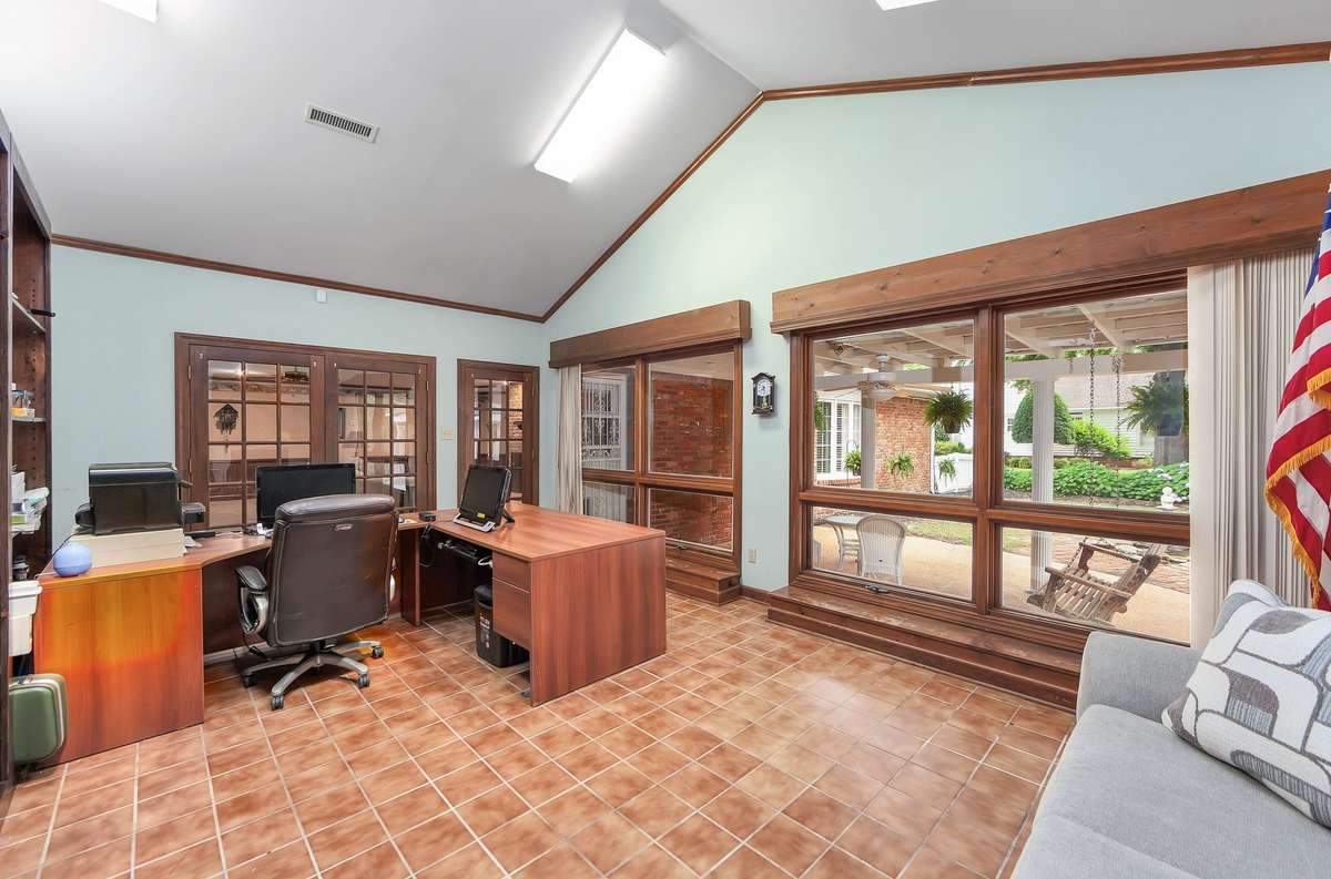 Sunroom/Study