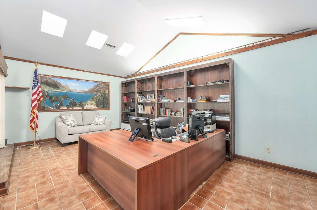 Sunroom/Study