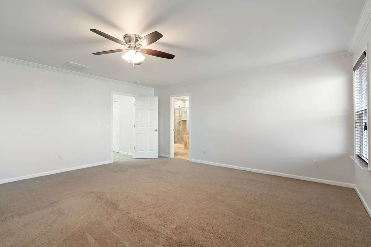 Primary suite
