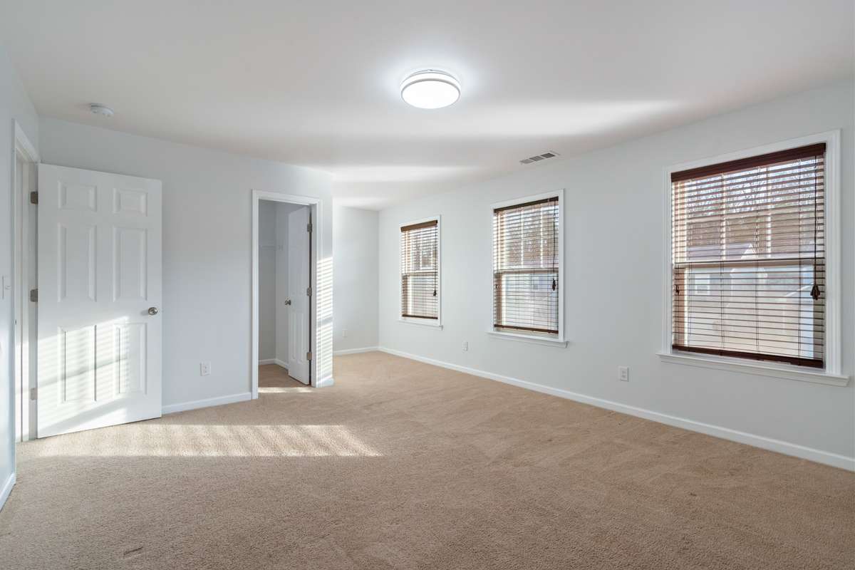Secondary bedroom