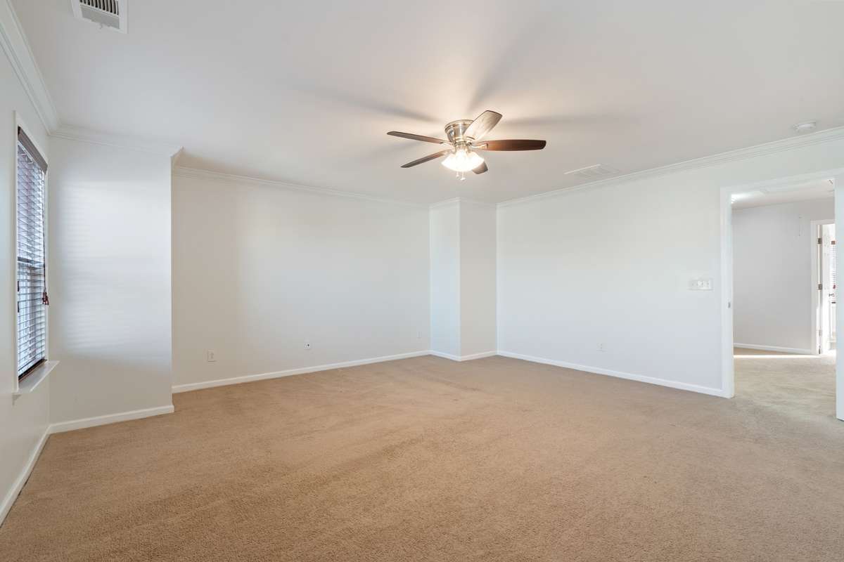 Primary suite