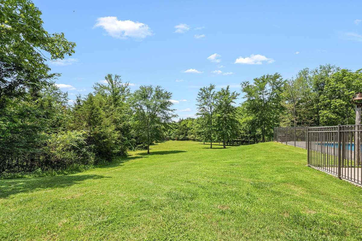 3456 Red Oak Trail, Murfreesboro, TN 37130.