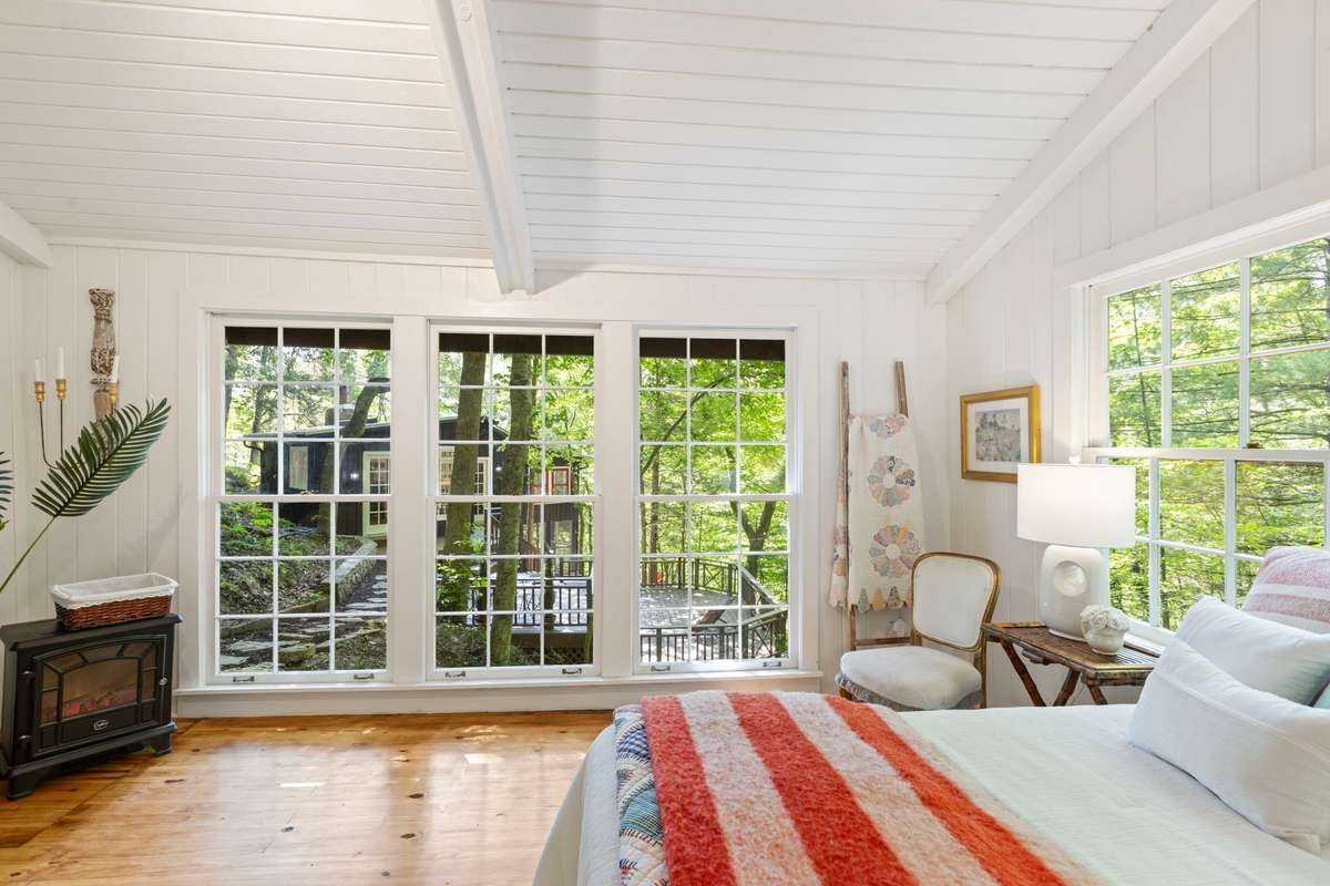 How cute is this space!