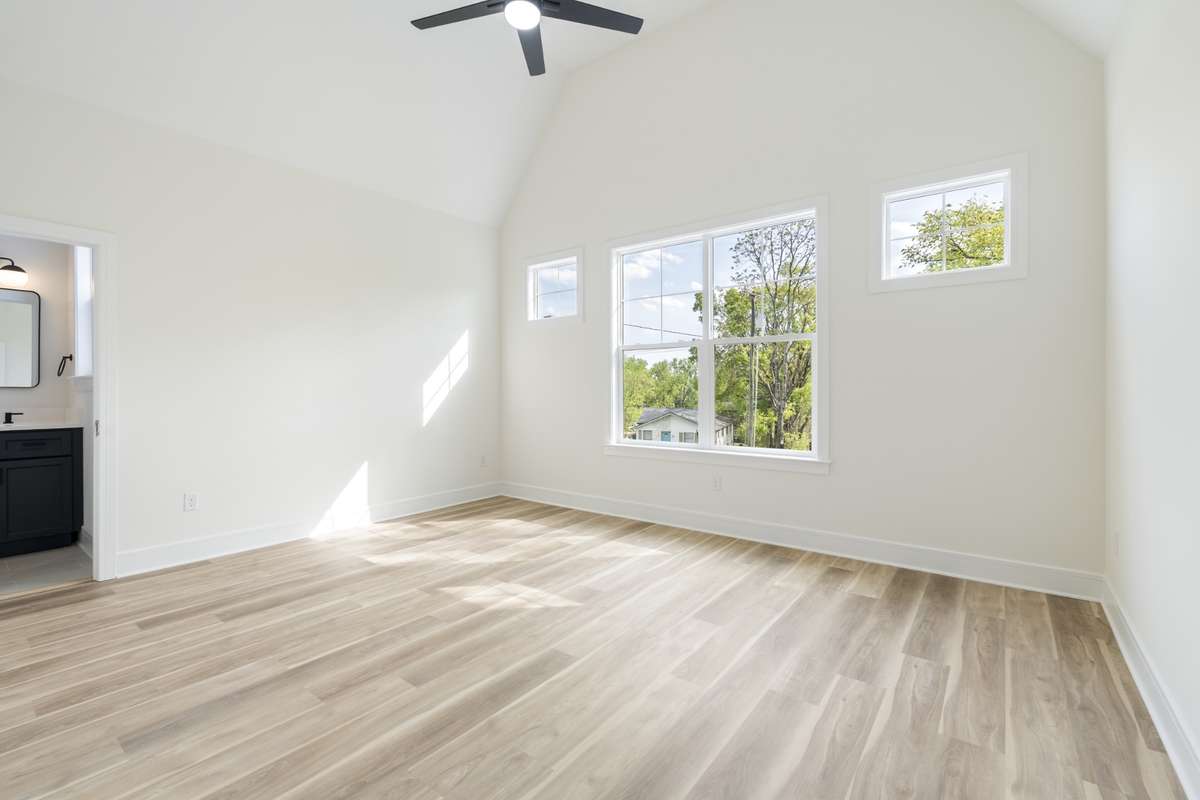 Large vaulted bedroom #5 or if you wish utilize it as a bonus room.