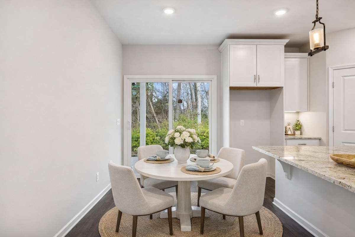 Your eat in kitchen has outdoor access providing peaceful views as you dine. 549 Montrose Dr. Mt. Juliet, TN 37122