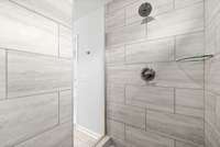 SAMPLE PHOTO- THE COLORS AND MATERIALS MAY VARY