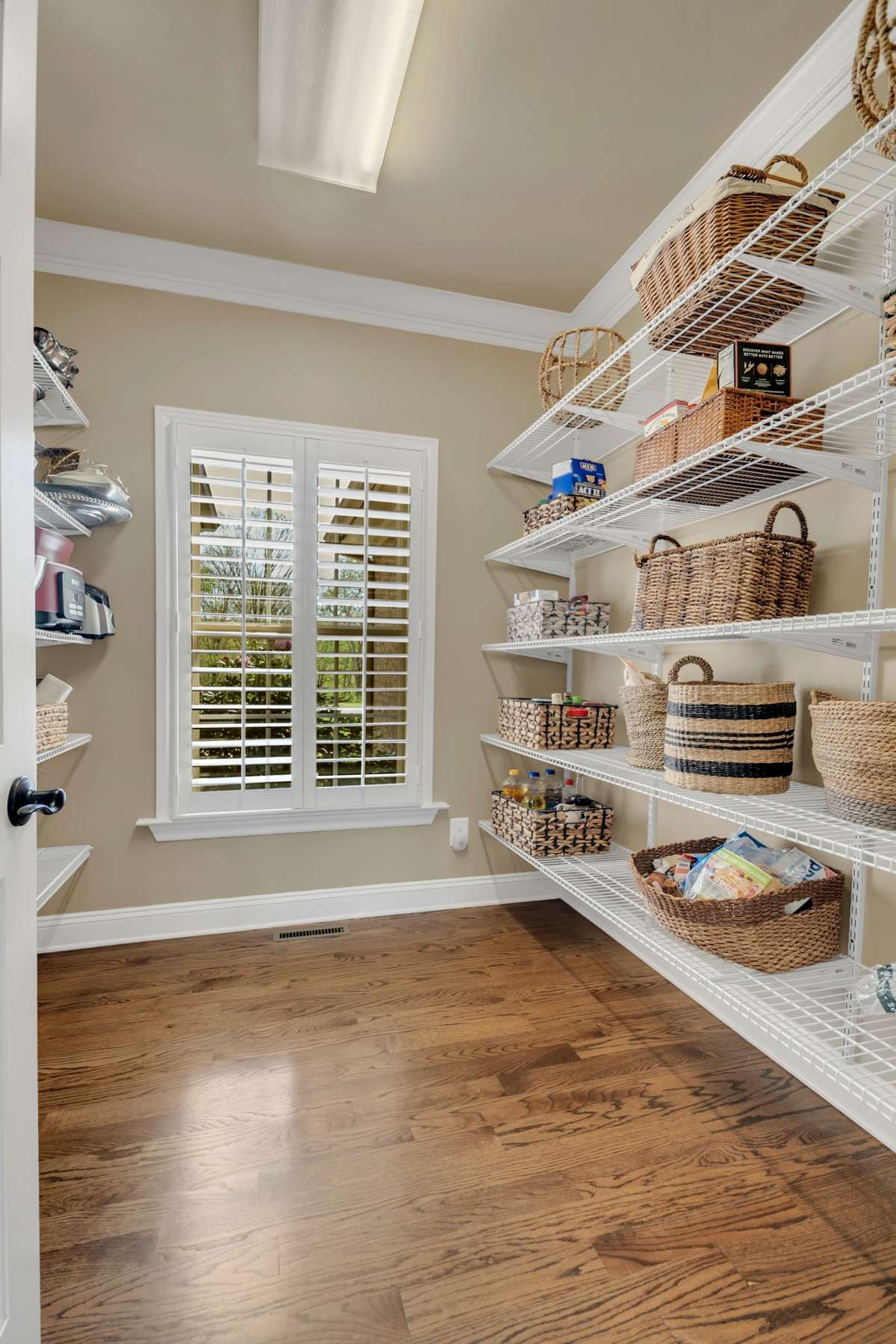 walk in pantry