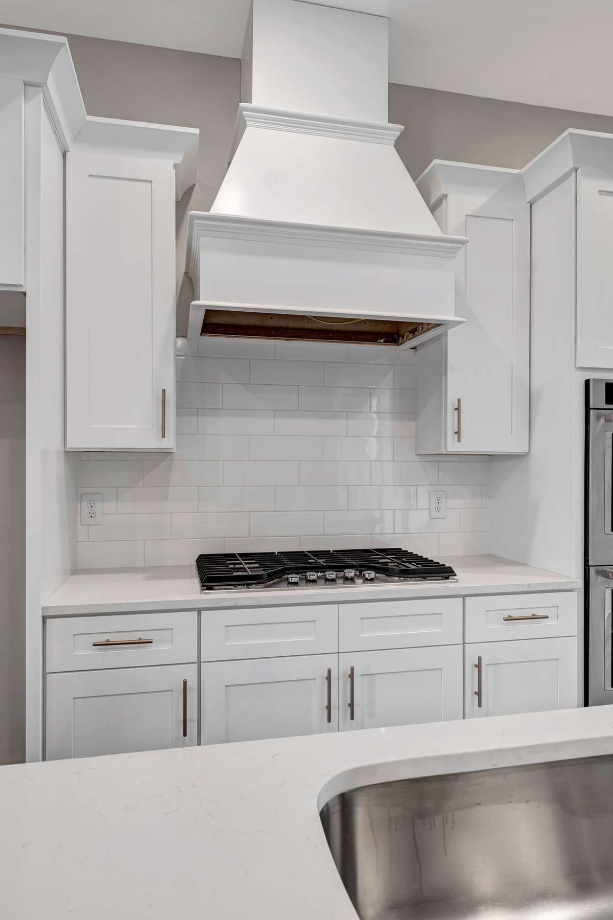 Example of the builder's work on other homes in Saddle Ridge and of the design features and finishes available.