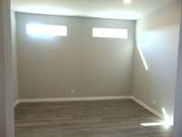 The entrance to the dining room, where you can host family dinners.