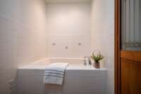 FABULOUS Guest Bathroom w/ Spa Soaking Tub