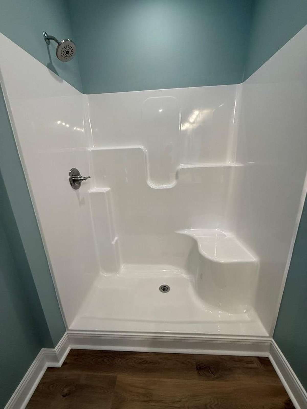 PRIMARY LOW ENTRY SHOWER