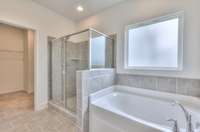 *Photos are of model home - not specific to 3024 Ventura Ave