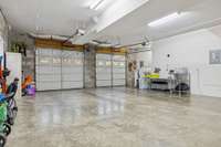 Oversized 2 car garage