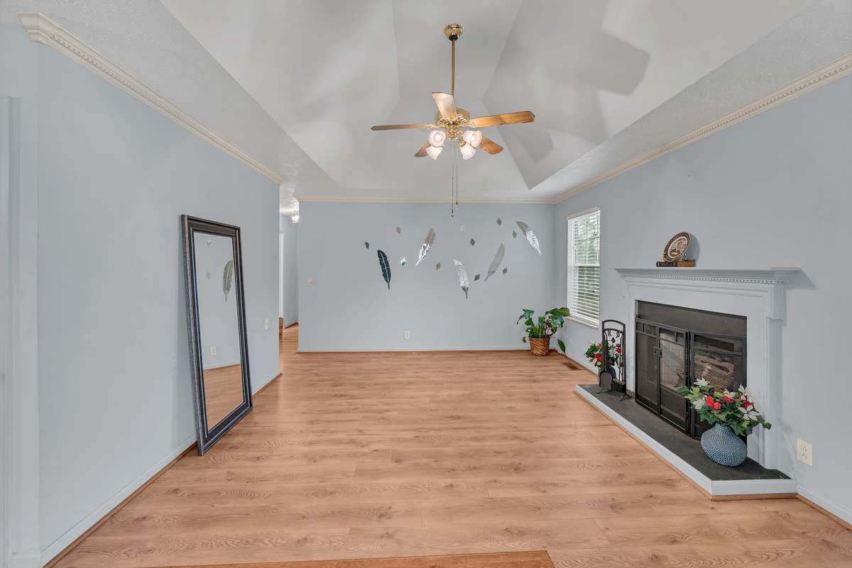 Seeeeee. . . hardwoods throughout!