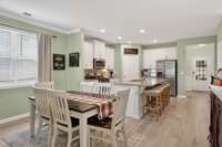 Look at that great kitchen!