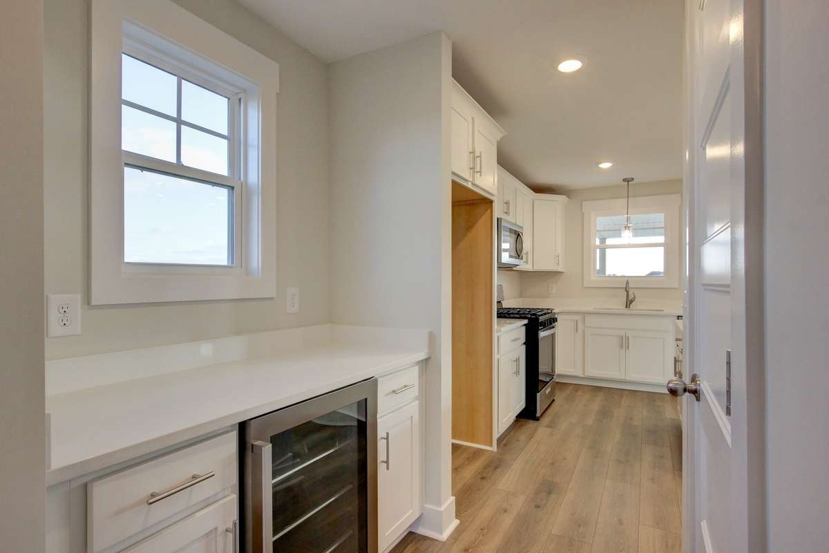 Butler Pantry/Coffee Bar