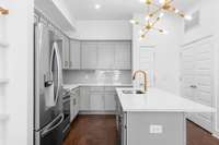 Quartz countertops and stainless appliances!