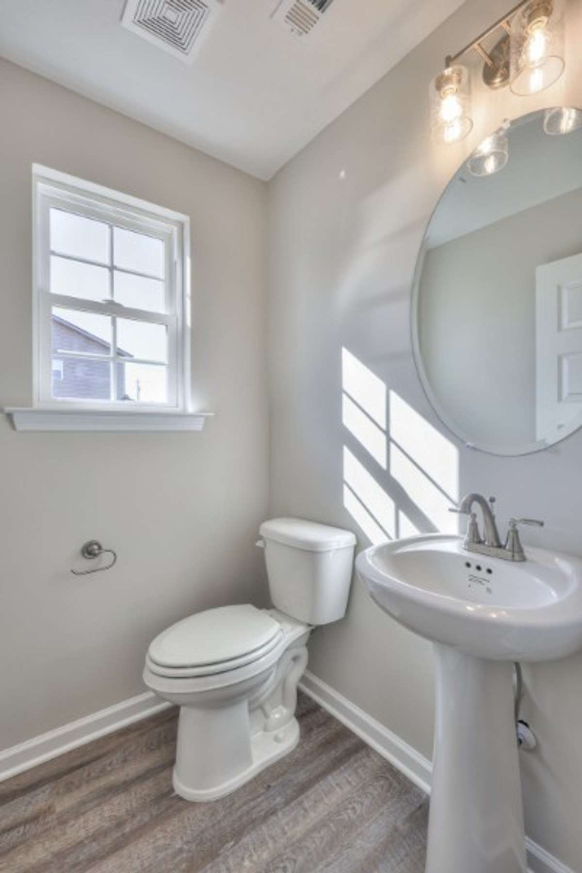 Pictures are from a previous home