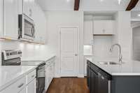 Photos of a completed "Roseland II".
Actual home will have different design selections.