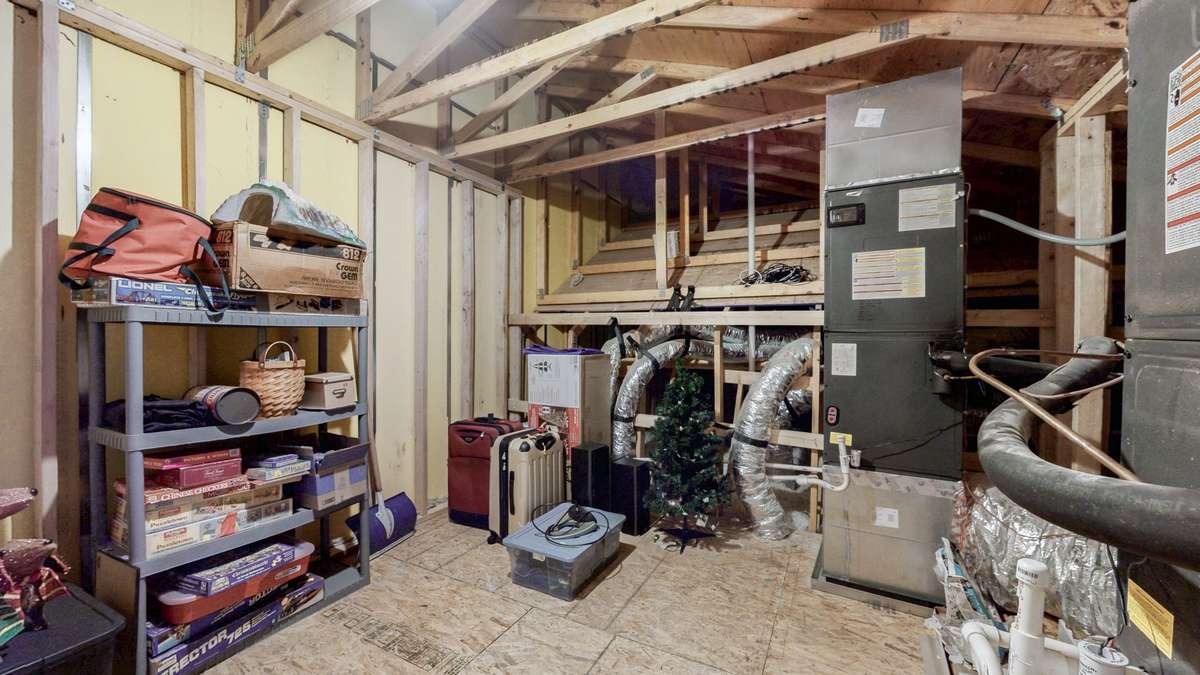 Did someone say storage?  WOW!